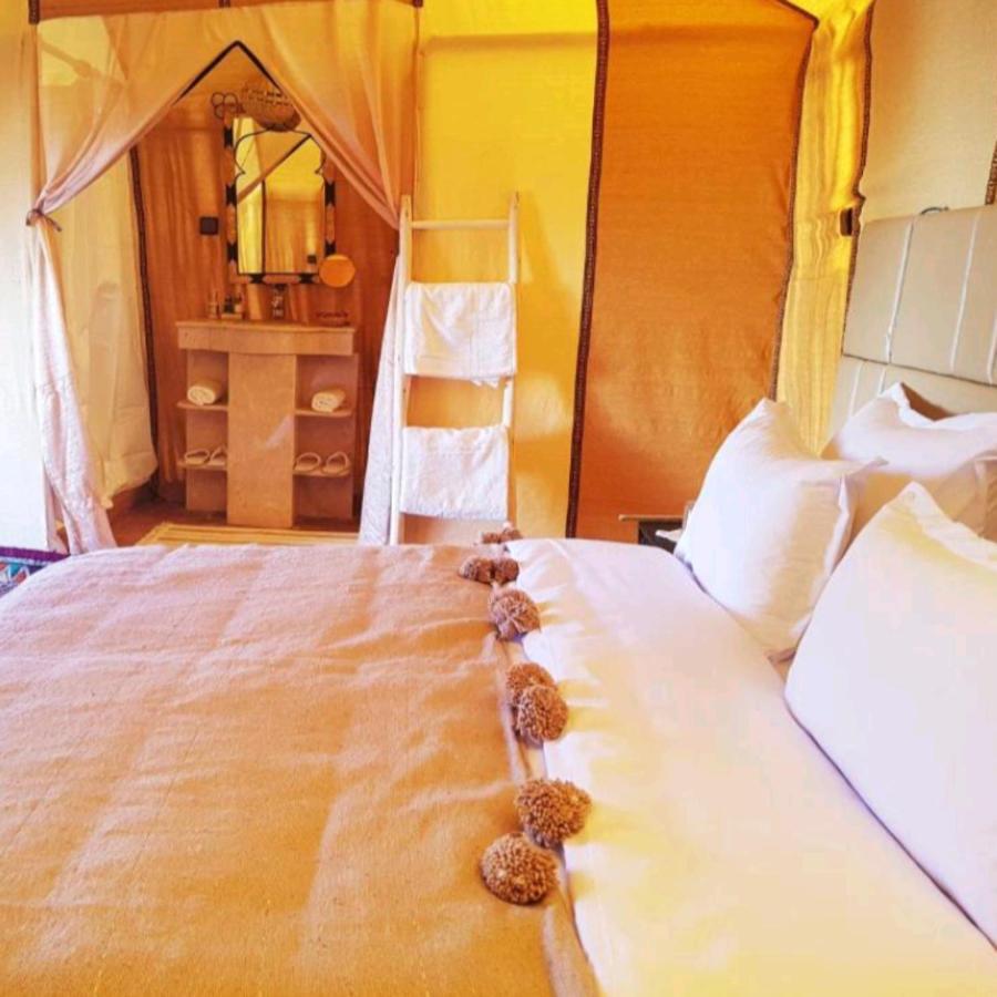 Erg Chebbi Camel Trek Camp Merzouga Exterior photo